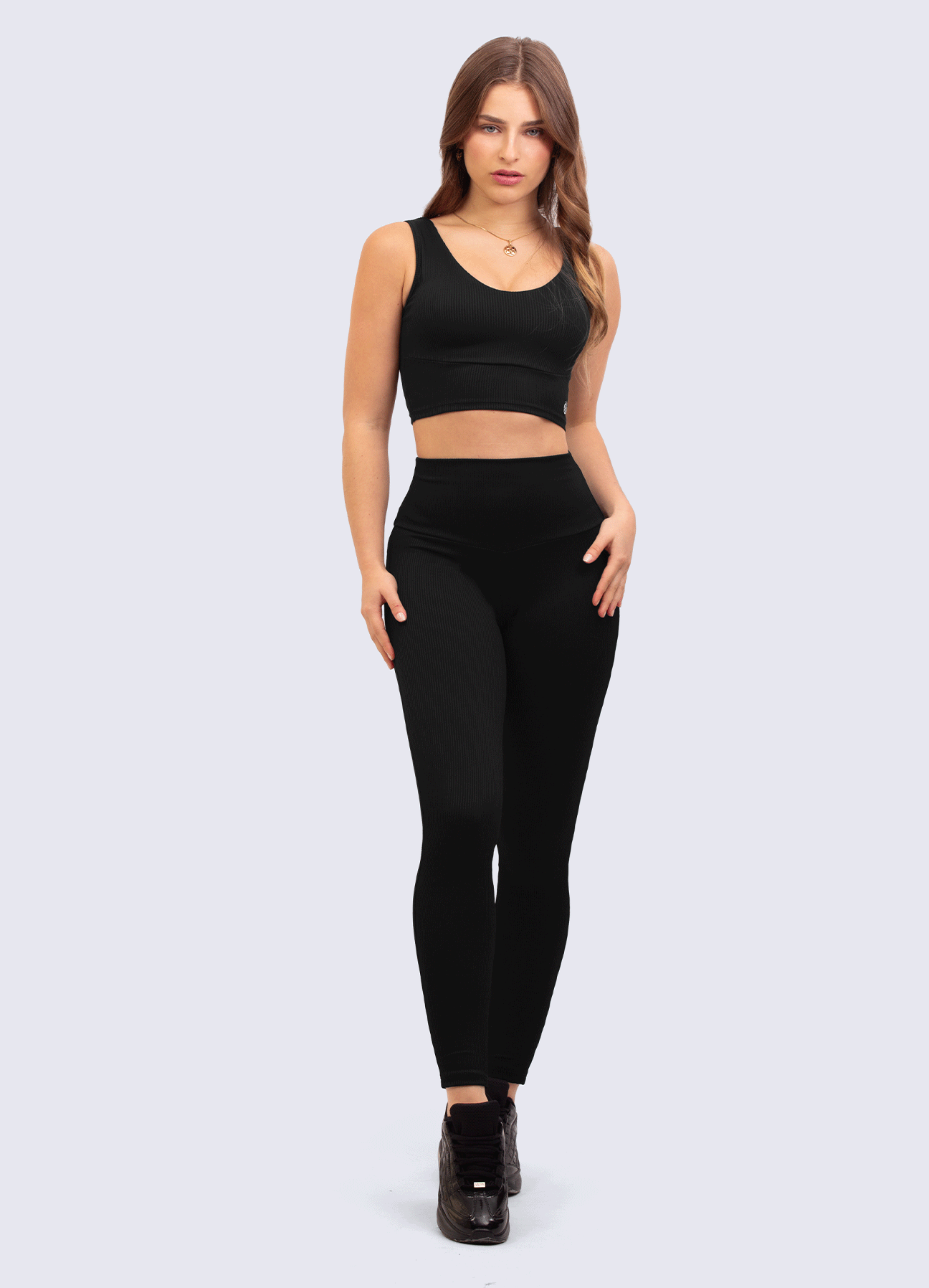 TOP ULTRA RIB-NEGRO