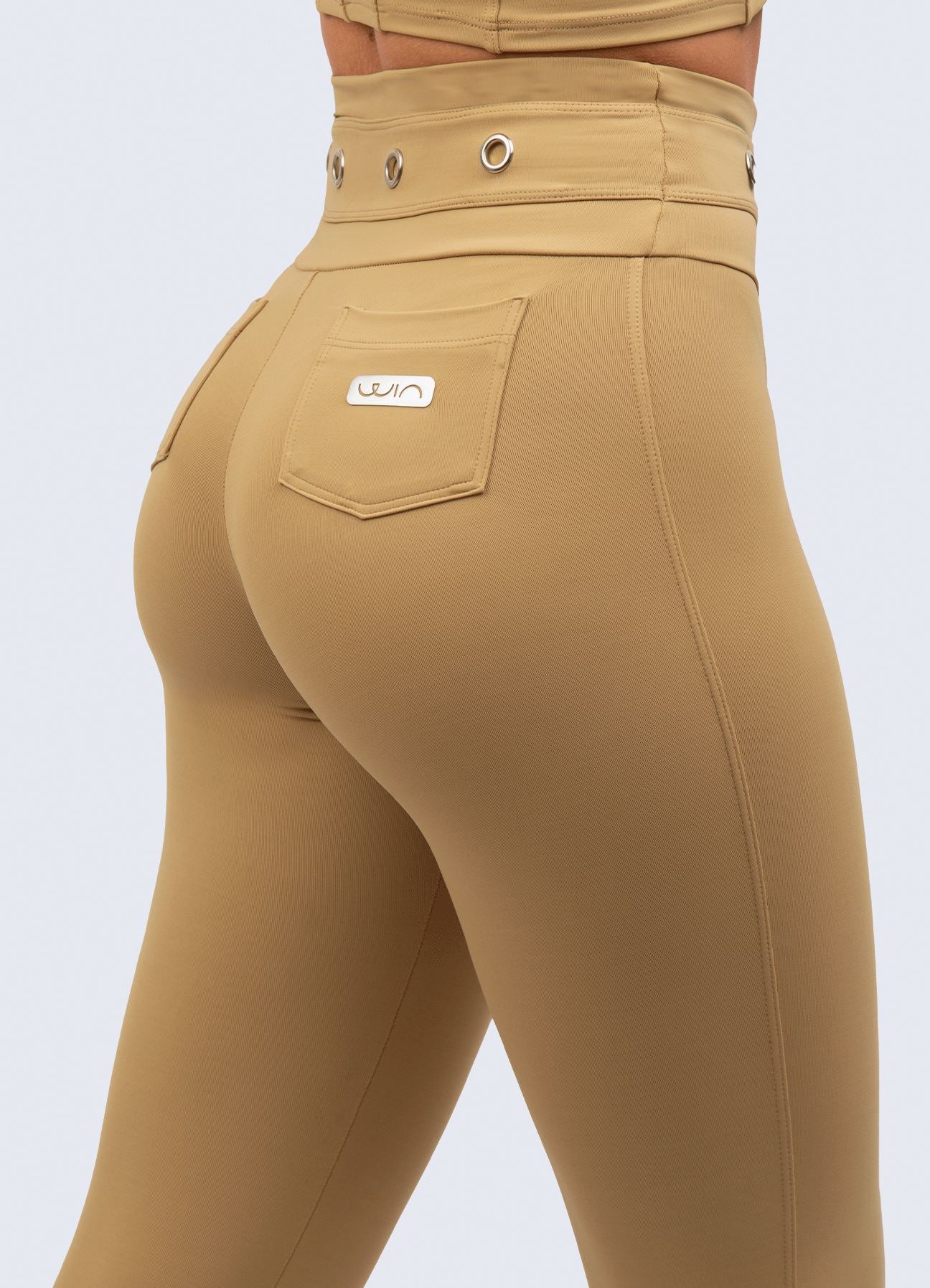 LEGGING EMANA CORSET-CAMEL LEGGING WIN ROPA DEPORTIVA