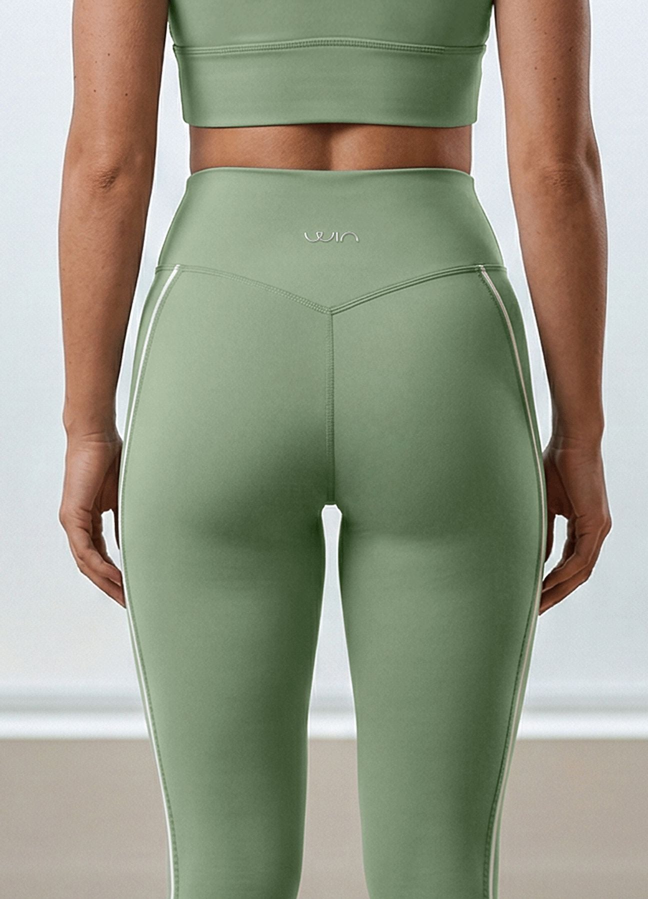 LEGGING EMANA SUPPORT - VERDE SALVIA LEGGINGS WIN ROPA DEPORTIVA