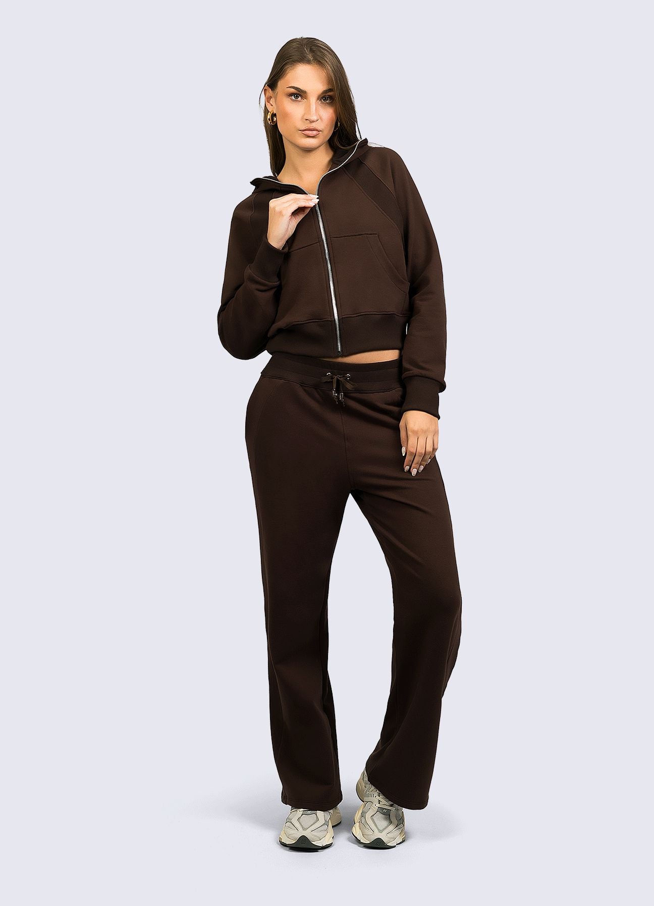 PANTALON BUZO ATHLEISURE - MARRON OSCURO WIN ROPA DEPORTIVA