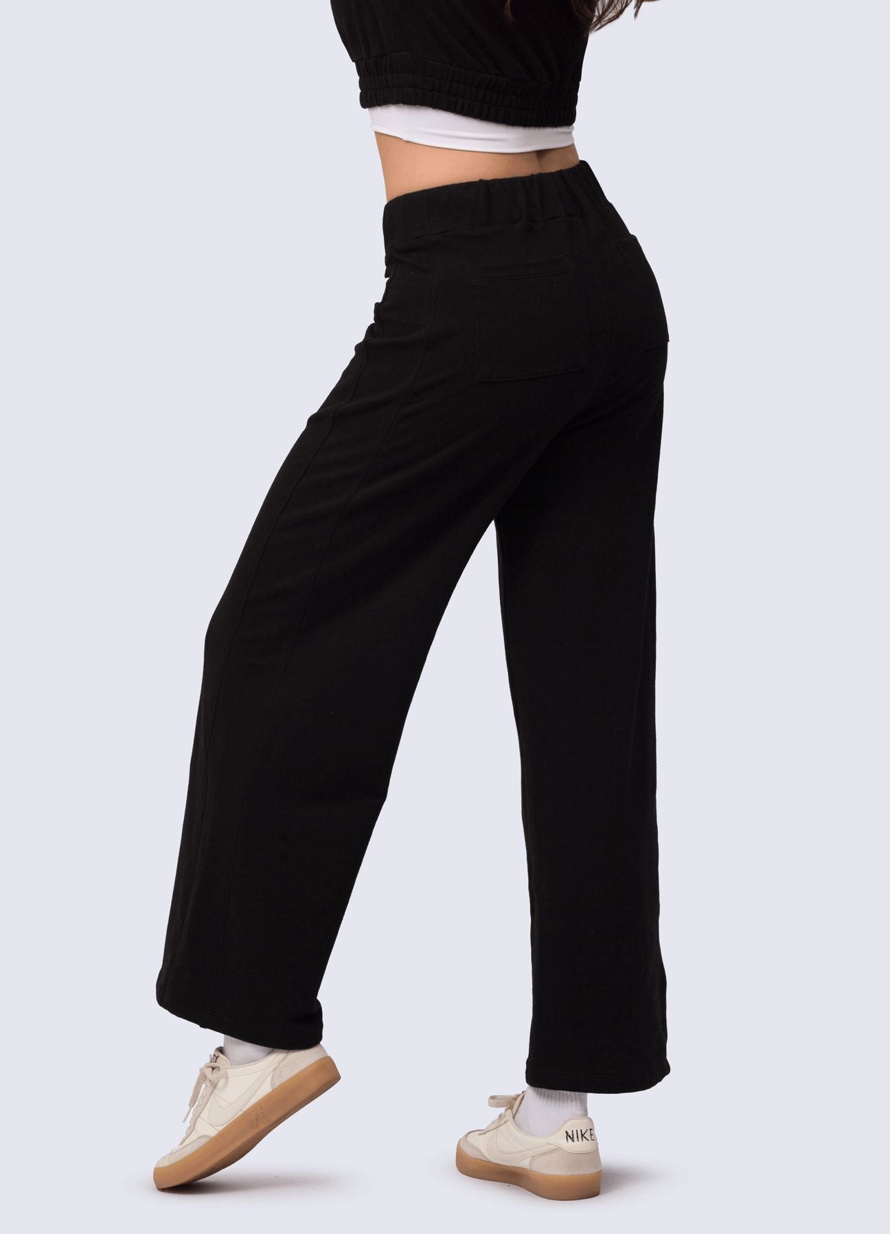 PANTALON BUZO LOUNGE NEGRO PANTALONES WIN ROPA DEPORTIVA