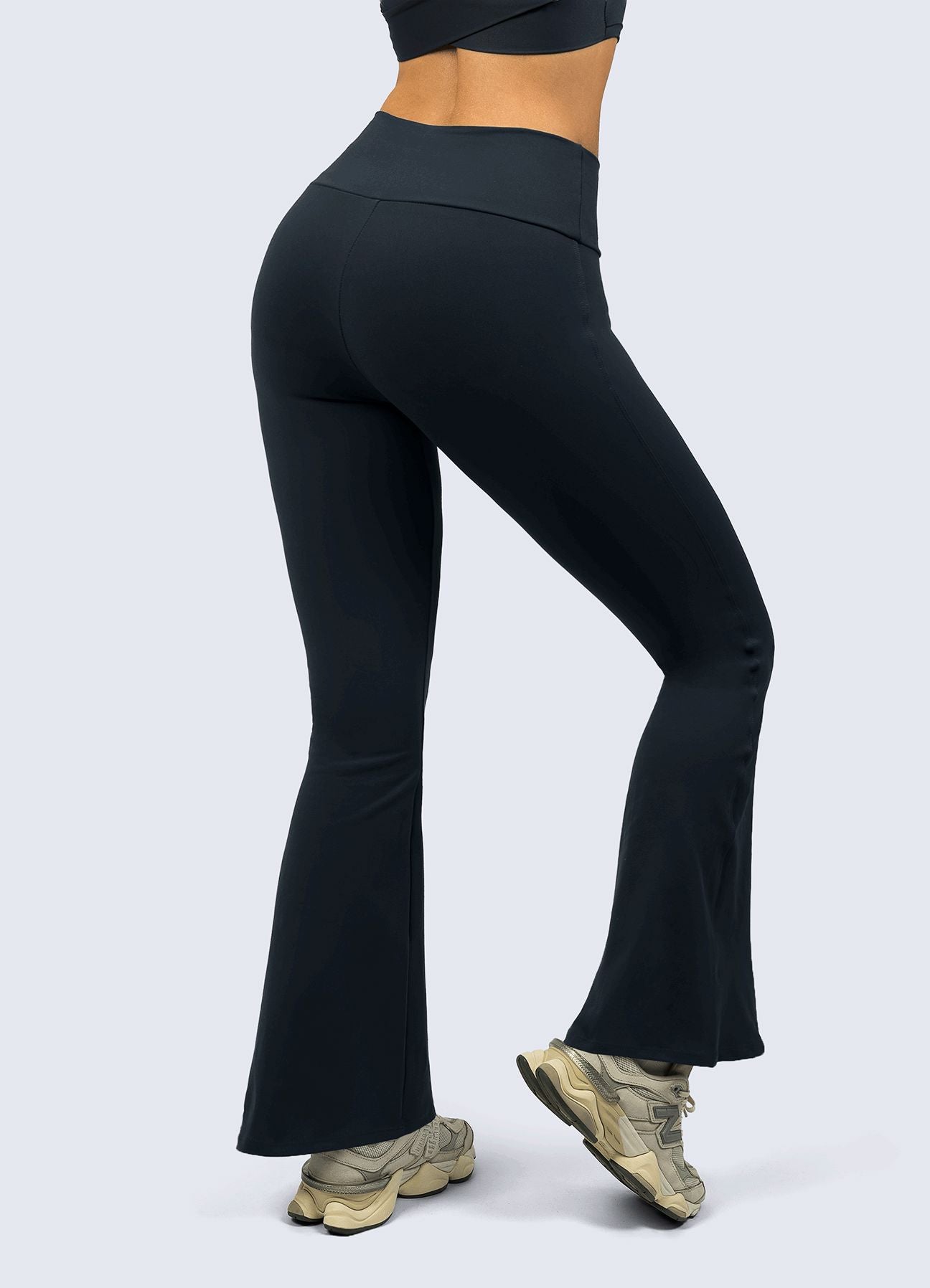 Jeans Acampanados Para Mujer | Jeans Negros | WIN ROPA DEPORTIVA