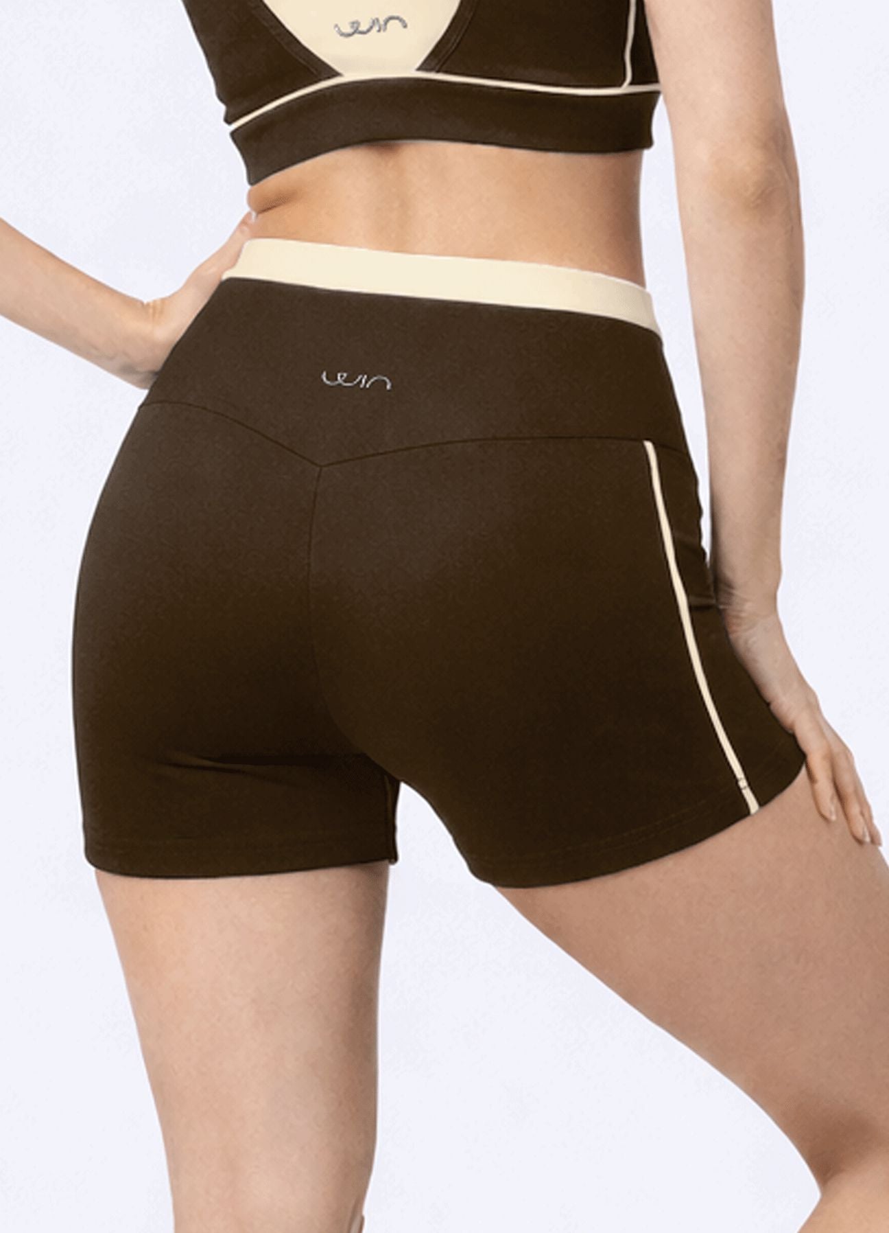 SHORT EMANA SILHOUETTE - MARRON OSCURO SHORTS WIN ROPA DEPORTIVA