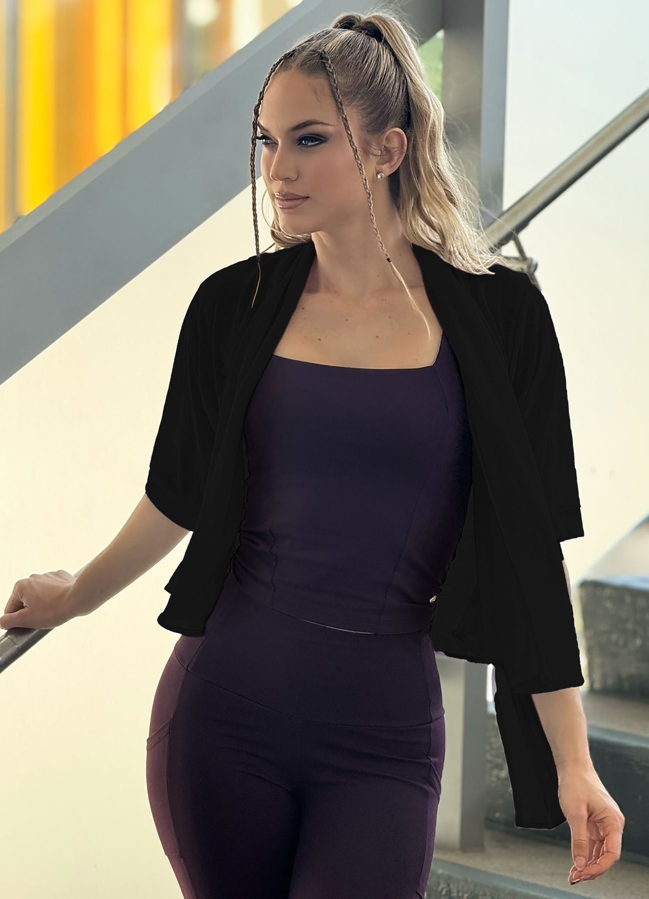 T-SHIRT CAPA AURA - NEGRO T-SHIRT WIN ROPA DEPORTIVA
