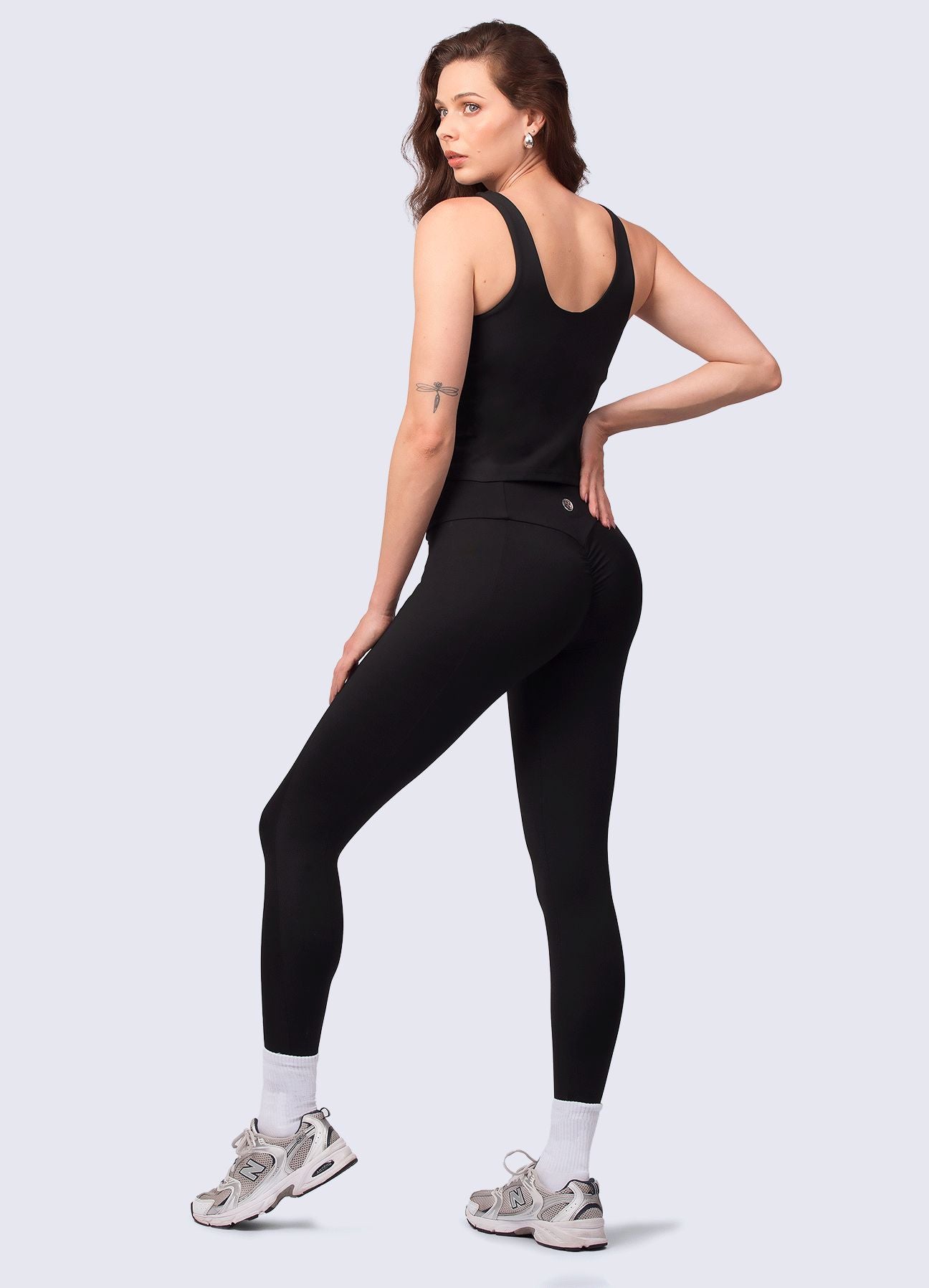 TOP FLEXMOTION - NEGRO TOPS WIN ROPA DEPORTIVA