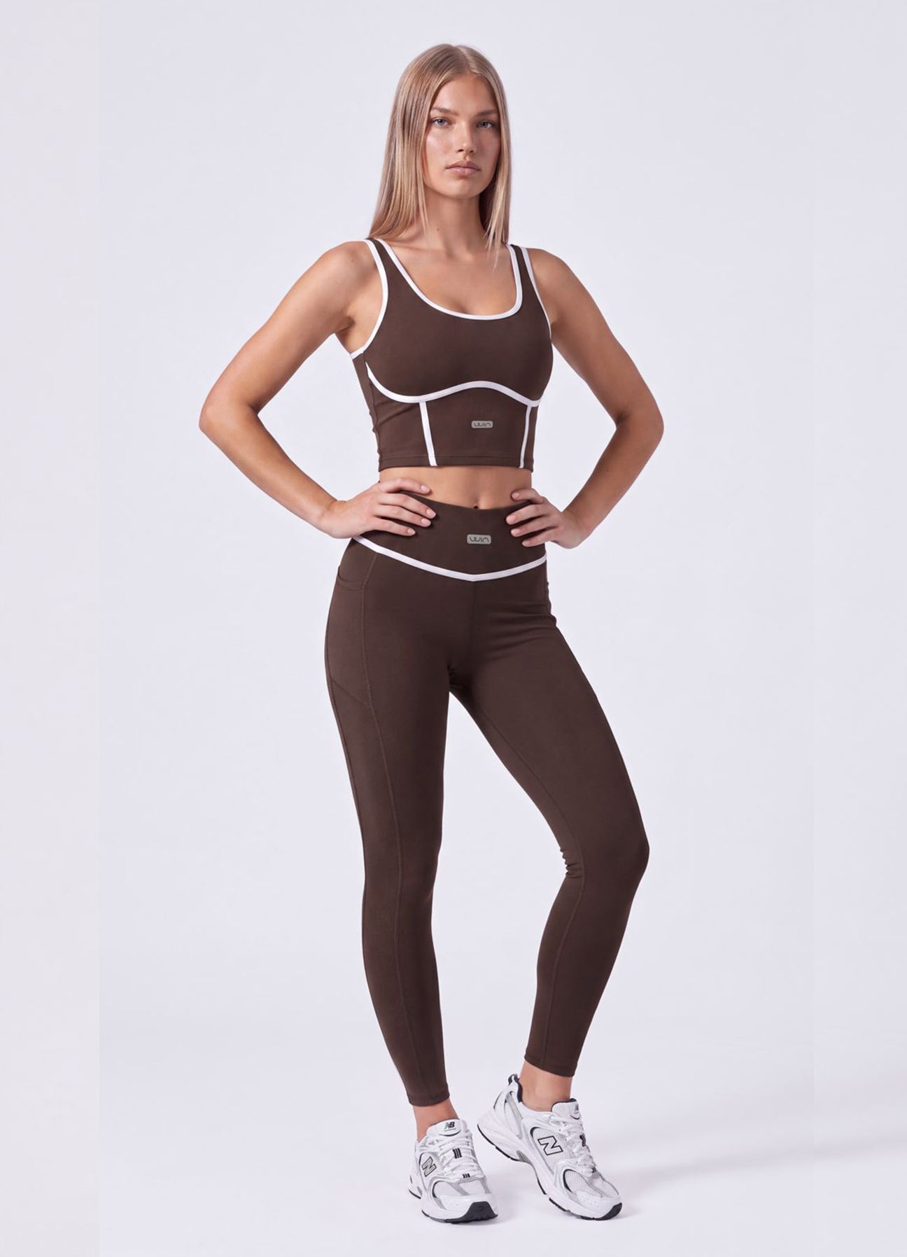 LEGGING EMANA WELLNESS - MARRON OSCURO