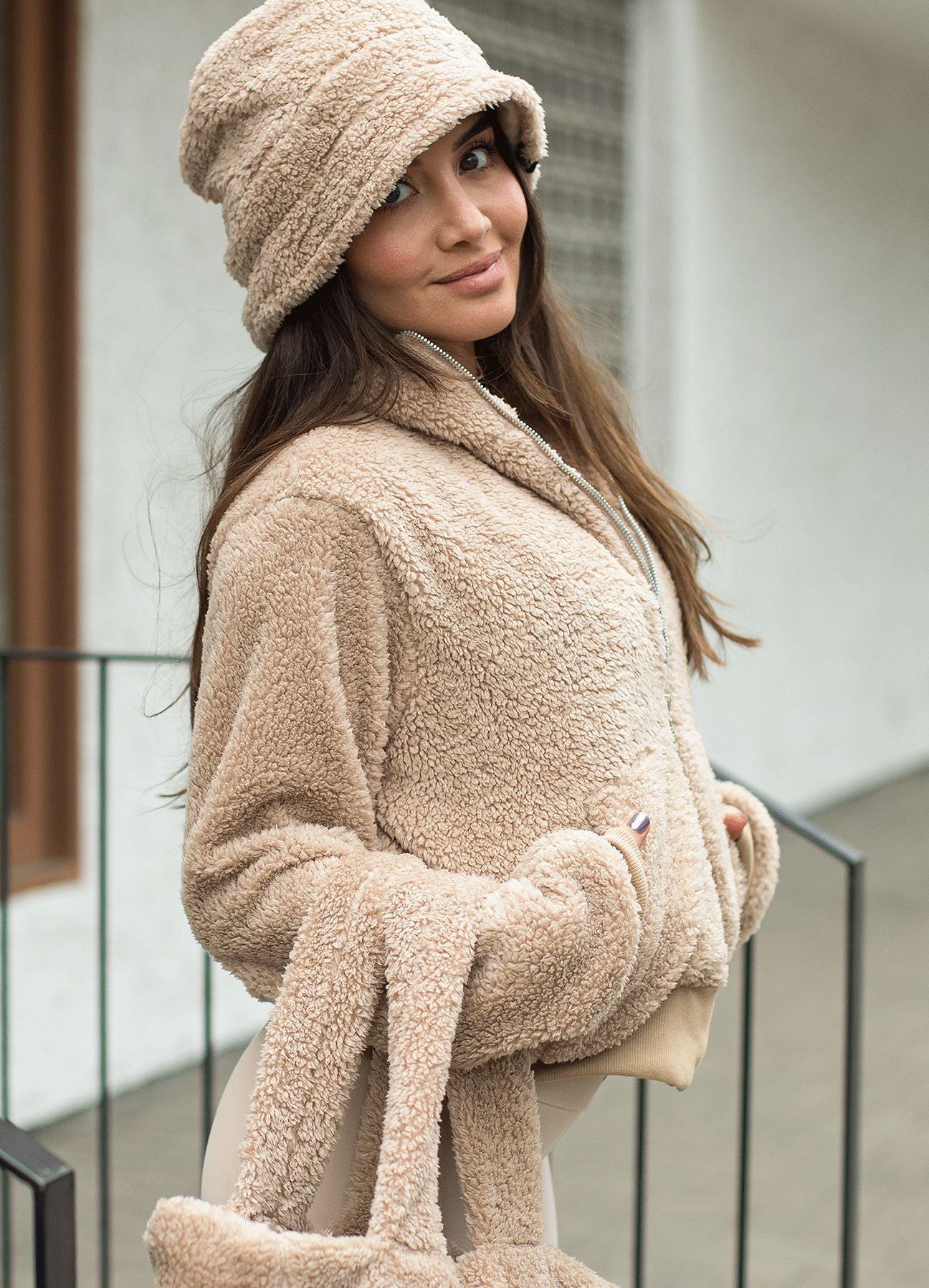 Chaqueta Beige de Mujer | Casaca Fleece Beige | WIN ROPA DEPORTIVA