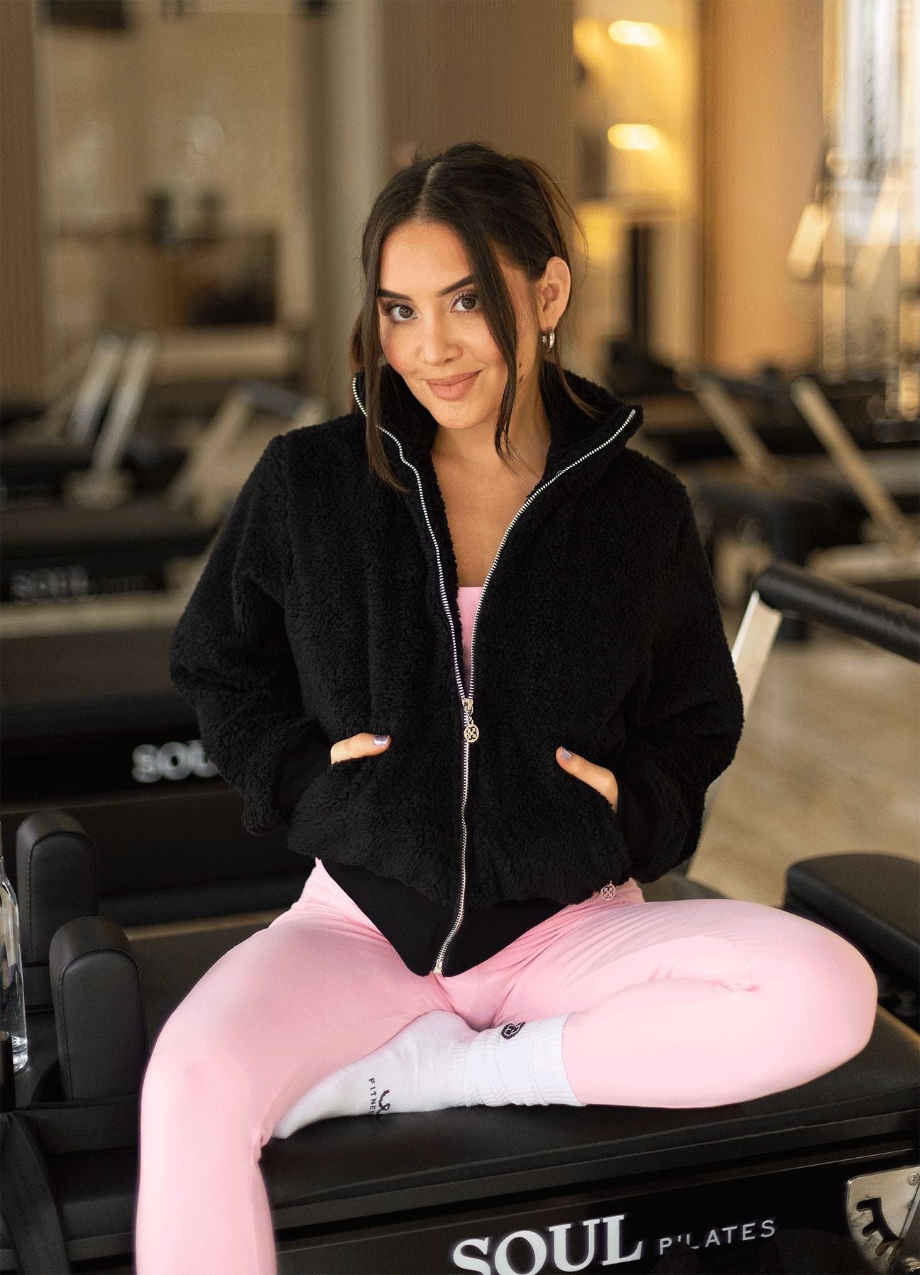 Casaca Fleece Negro | Chaqueta Negra de Mujer | WIN ROPA DEPORTIVA