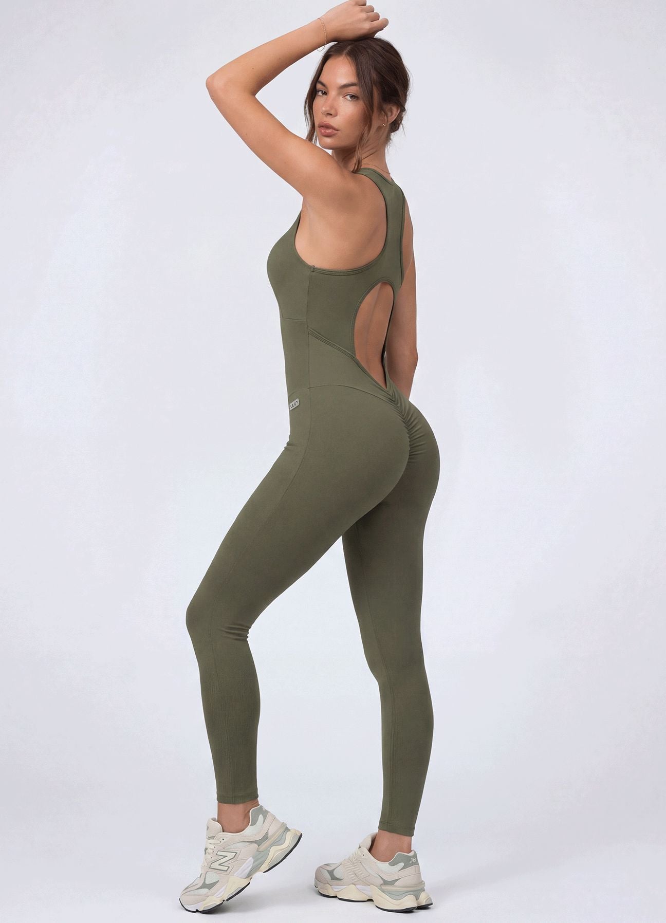 ENTERIZO EMANA CURVE UP - VERDE MILITAR ENTERIZOS WIN ROPA DEPORTIVA 