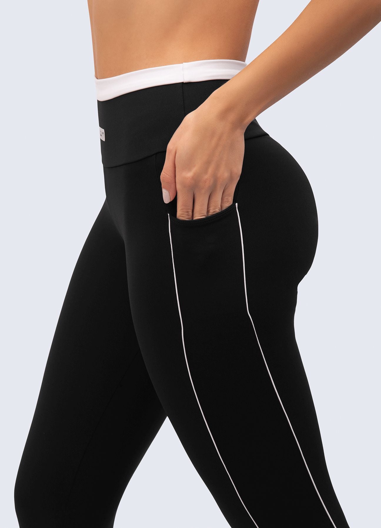 LEGGING EMANA PERFECTLY - NEGRO/BLANCO LEGGINGS WIN ROPA DEPORTIVA 