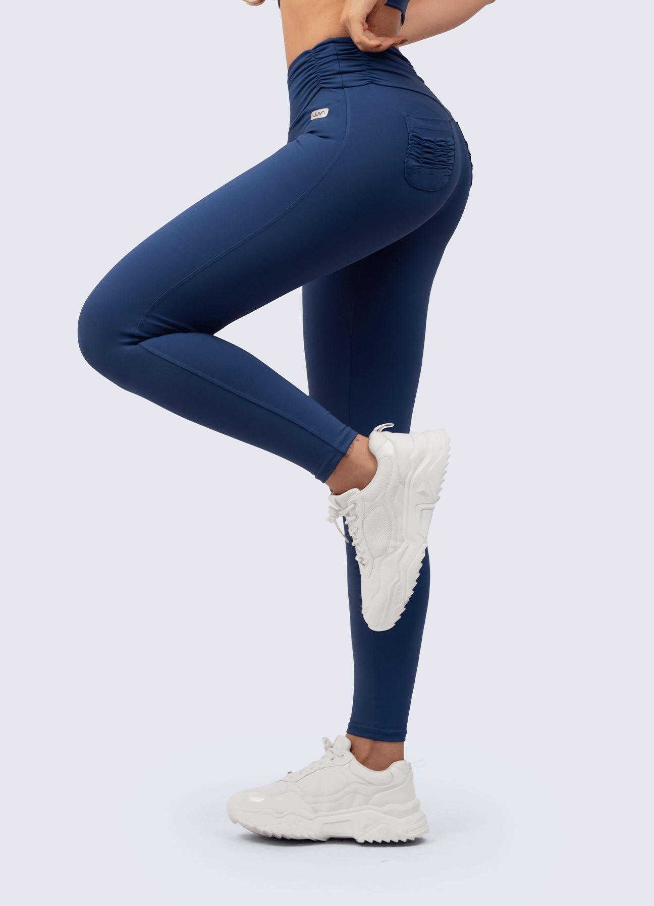 LEGGING EMANA SCRUNCH POCKET-AZUL TOPS WINropadeportiva 