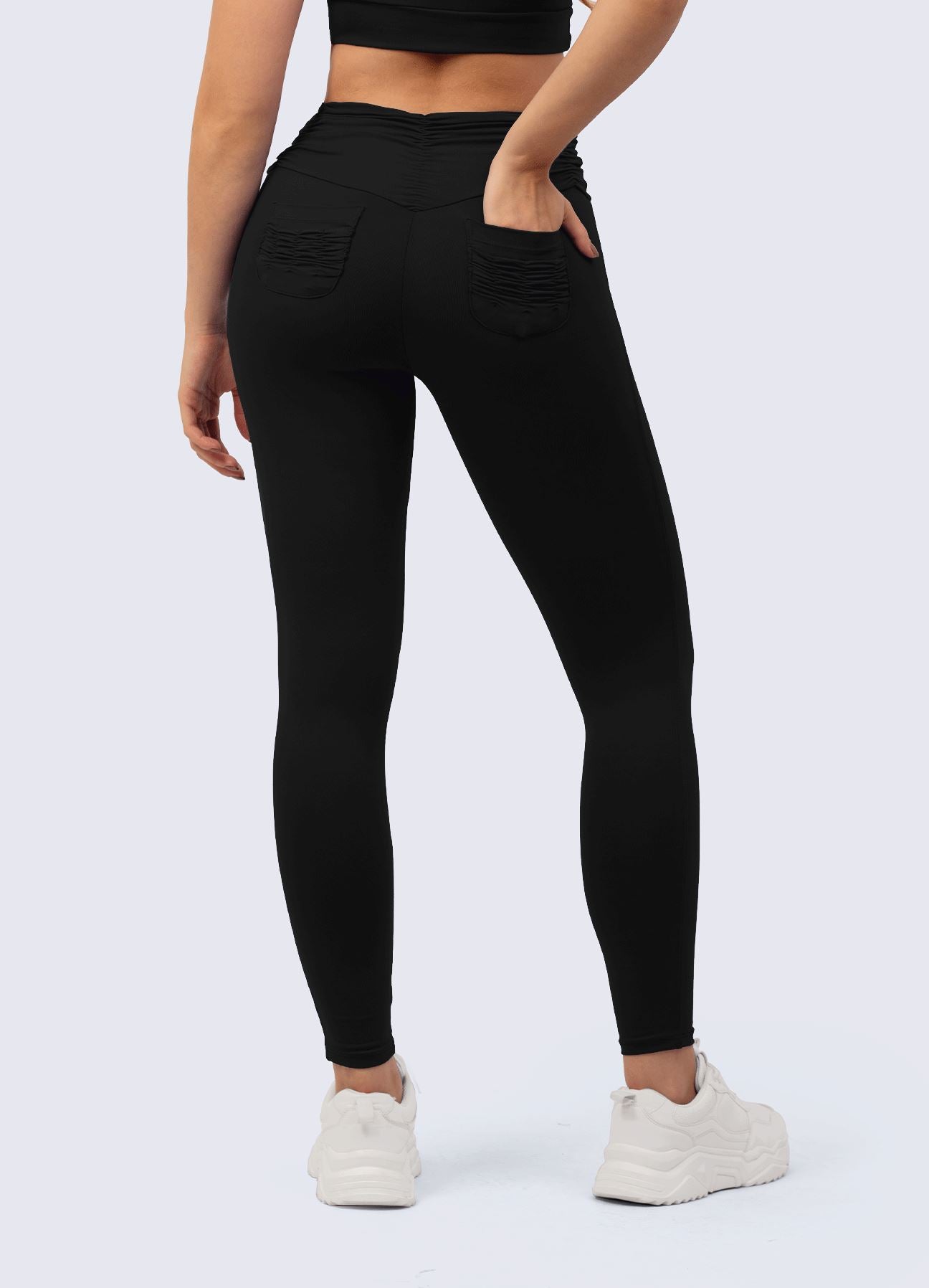 LEGGING EMANA SCRUNCH POCKET-NEGRO TOPS WINropadeportiva 