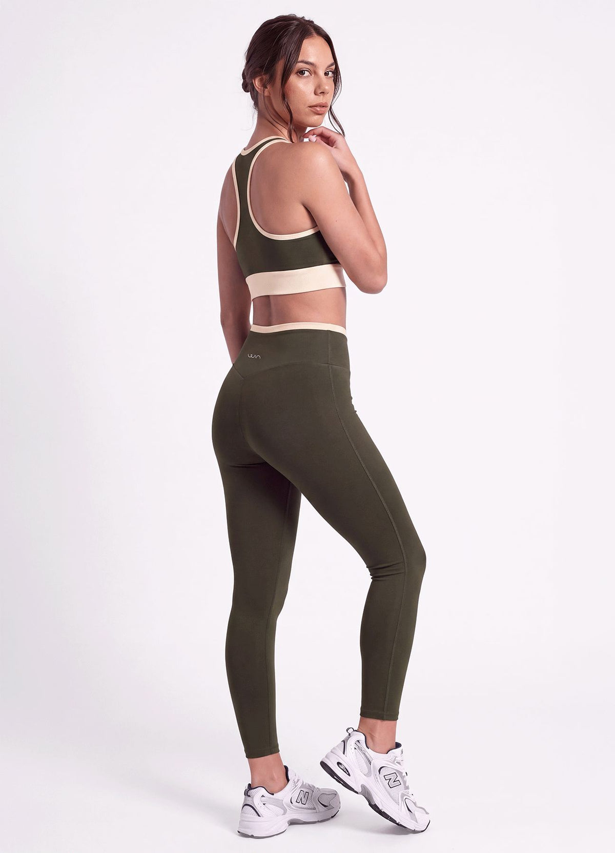 LEGGING EMANA SENSE - VERDE MILITAR LEGGINGS WIN ROPA DEPORTIVA 
