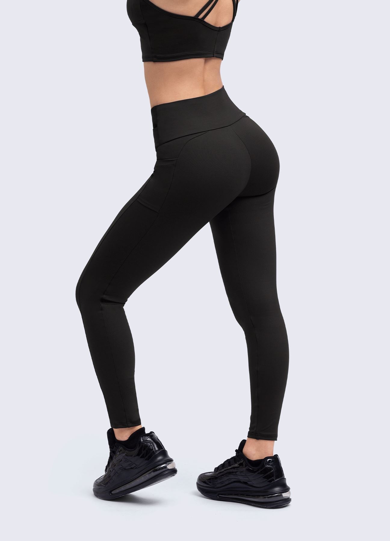 LEGGING EMANA SPORTY CHIC-NEGRO LEGGING WINropadeportiva 