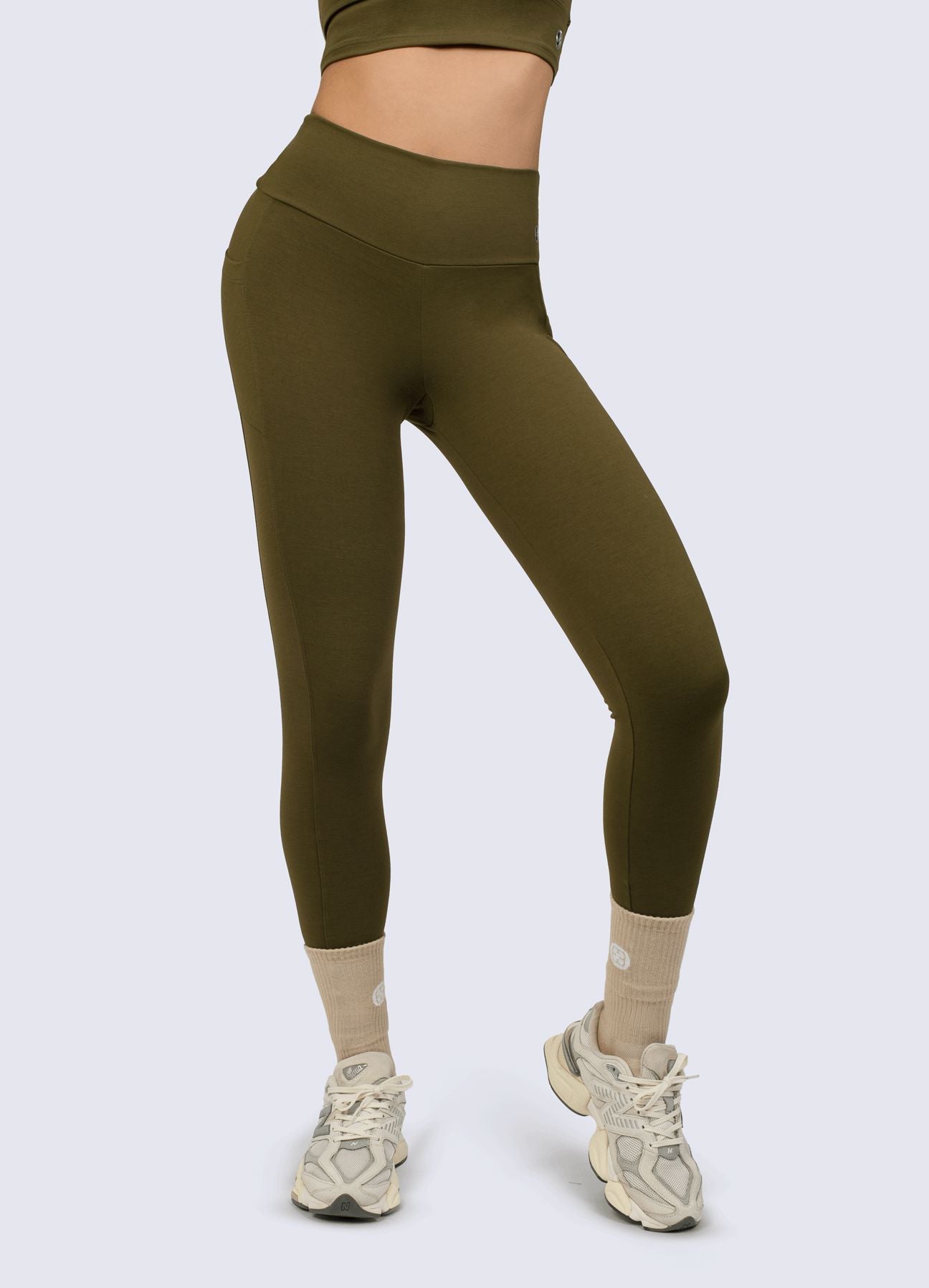 LEGGING SUPLEX CONTROL - VERDE OLIVO LEGGINGS WIN ROPA DEPORTIVA 
