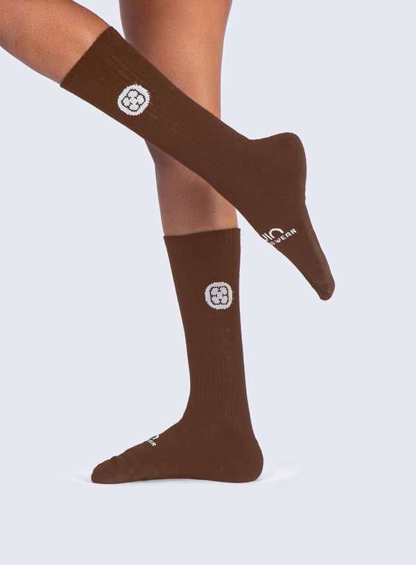 MEDIAS CREW - MARRON OSCURO ACCESORIOS WIN ROPA DEPORTIVA 