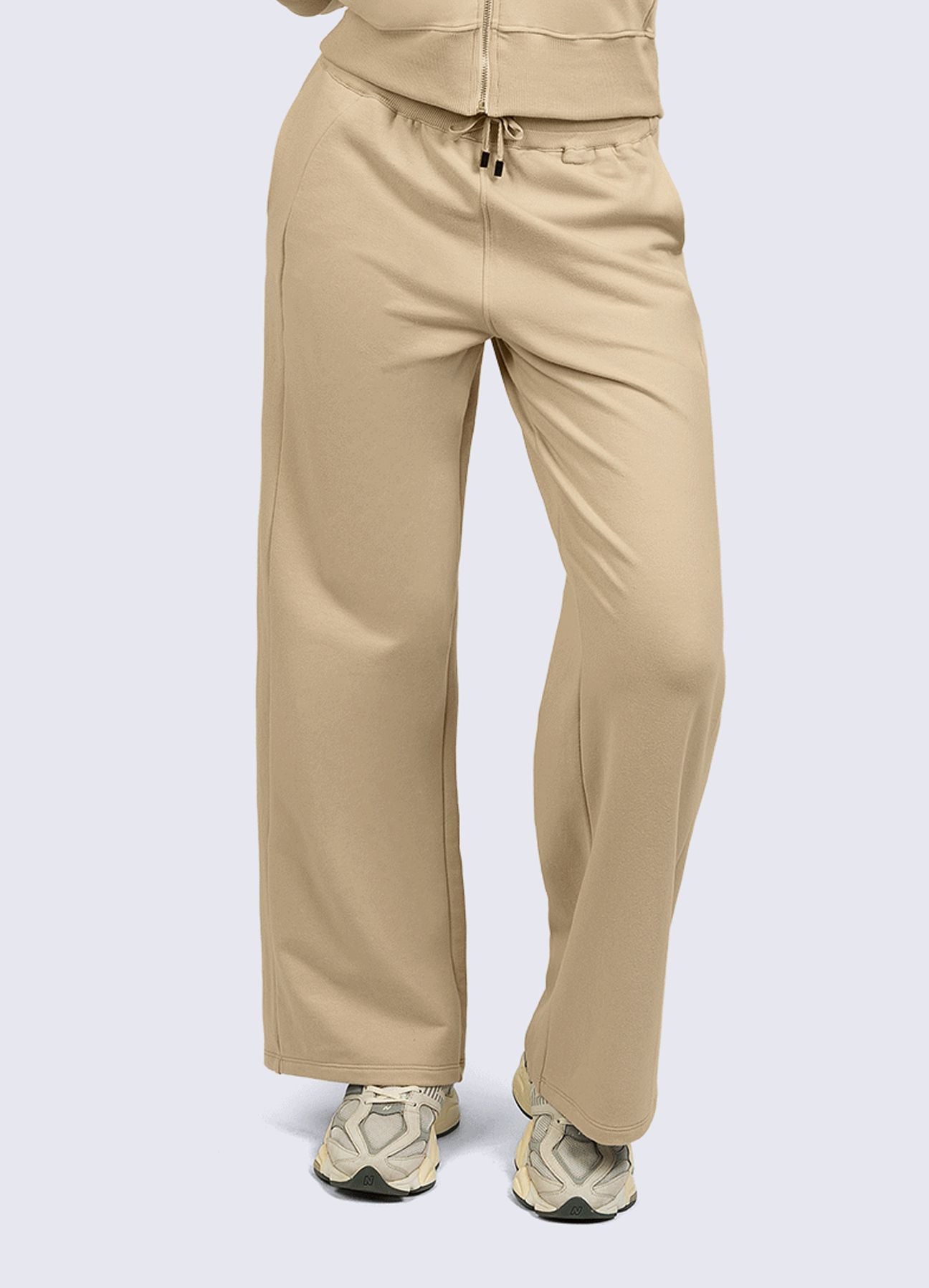 PANTALON BUZO ATHLEISURE - BEIGE WIN ROPA DEPORTIVA 