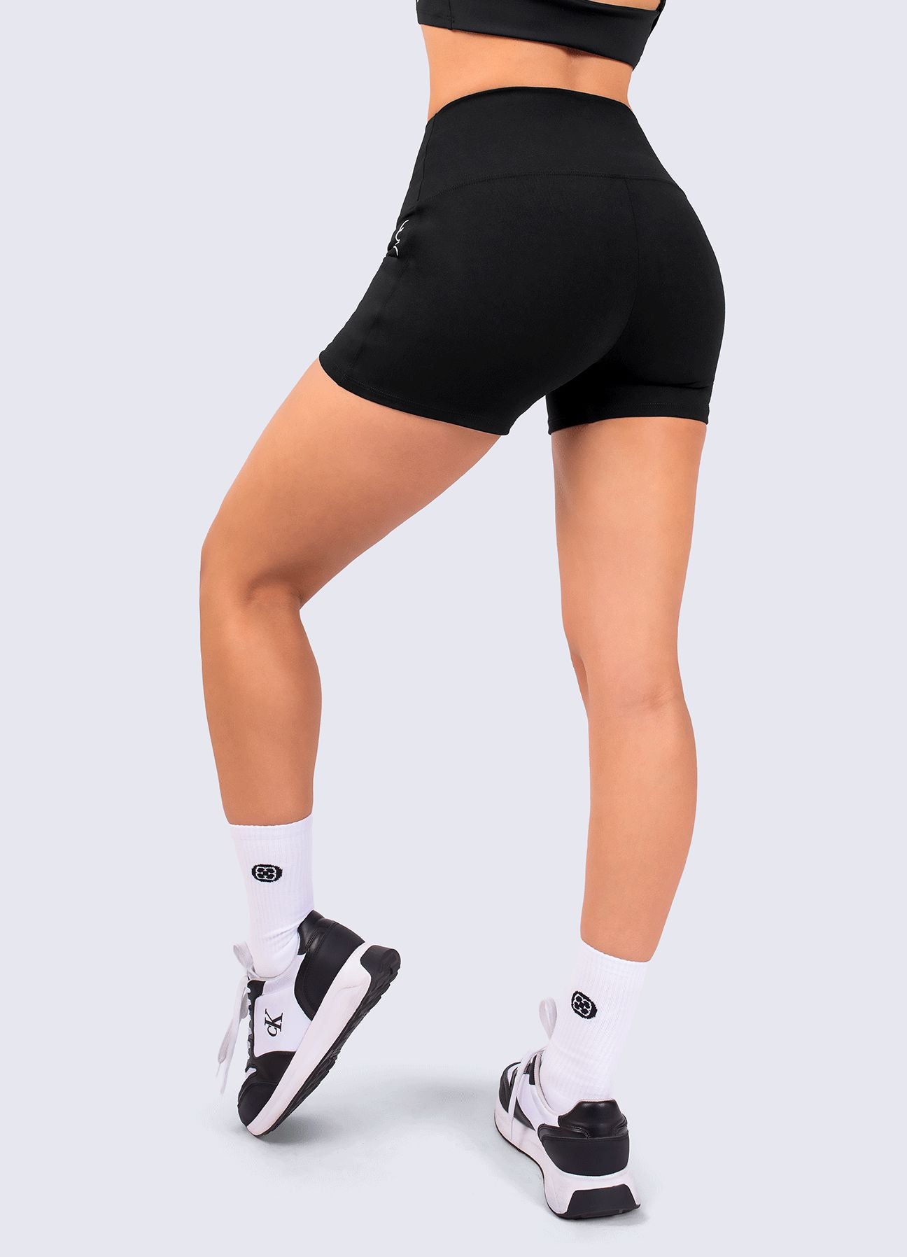 SHORT EMANA ABS CONTROL - NEGRO SHORTS WIN ROPA DEPORTIVA 