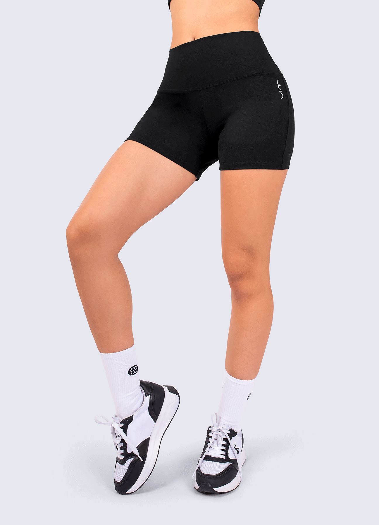 SHORT EMANA ABS CONTROL - NEGRO SHORTS WIN ROPA DEPORTIVA 