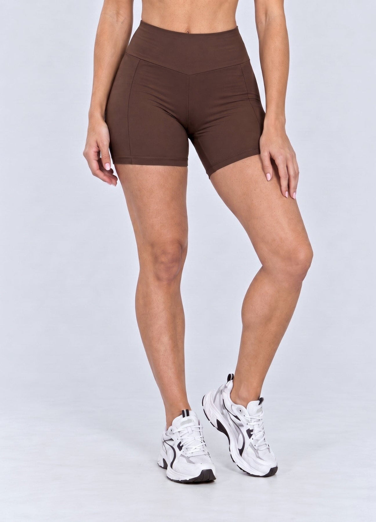 SHORT EMANA MIND - MARRON OSCURO SHORTS WIN ROPA DEPORTIVA 