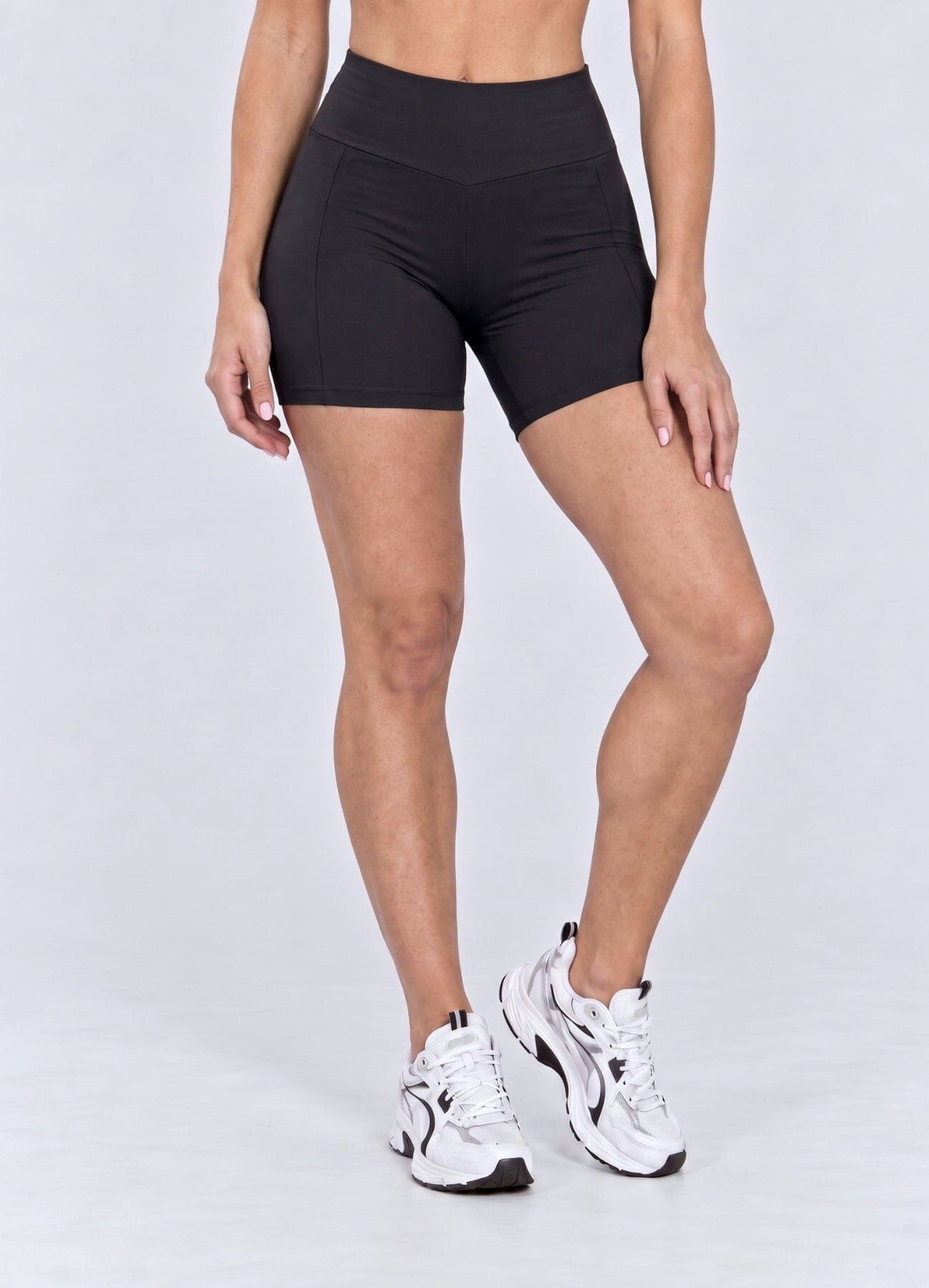 SHORT EMANA MIND - NEGRO SHORTS WIN ROPA DEPORTIVA 