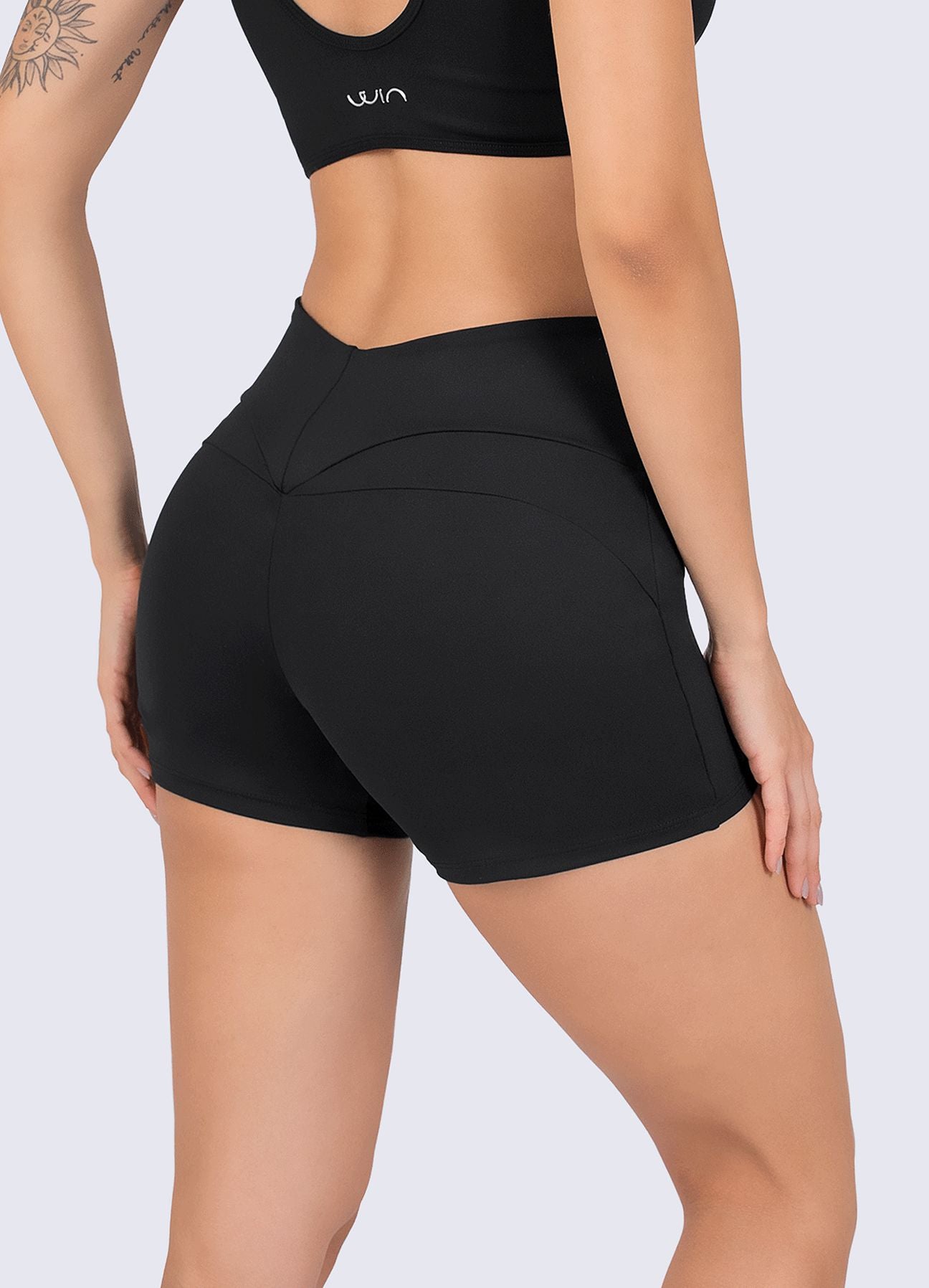 SHORT EMANA PILATES - NEGRO SHORTS WIN ROPA DEPORTIVA 