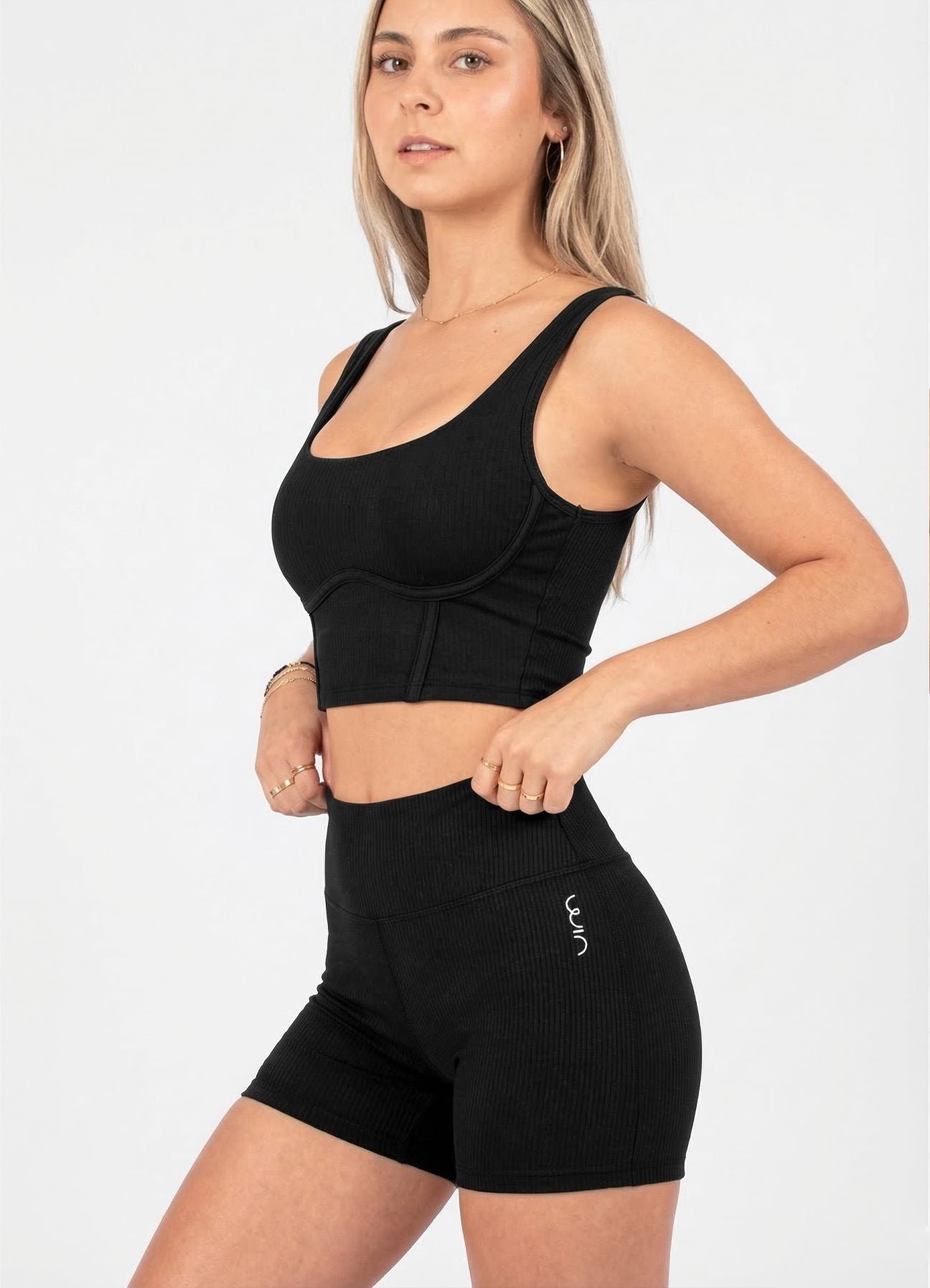 SHORT SHINE ABS CONTROL - NEGRO SHORTS WIN ROPA DEPORTIVA 