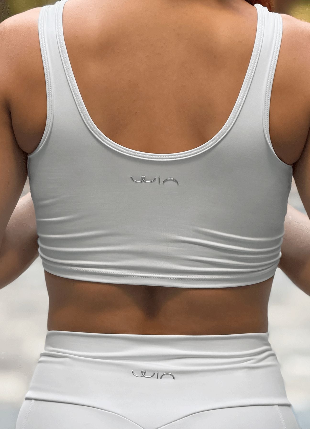 TOP EMANA DEFINE - BLANCO WIN ROPA DEPORTIVA 