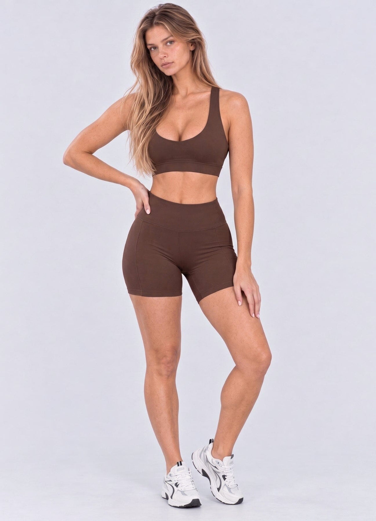 TOP EMANA MIND - MARRON OSCURO TOPS WIN ROPA DEPORTIVA 