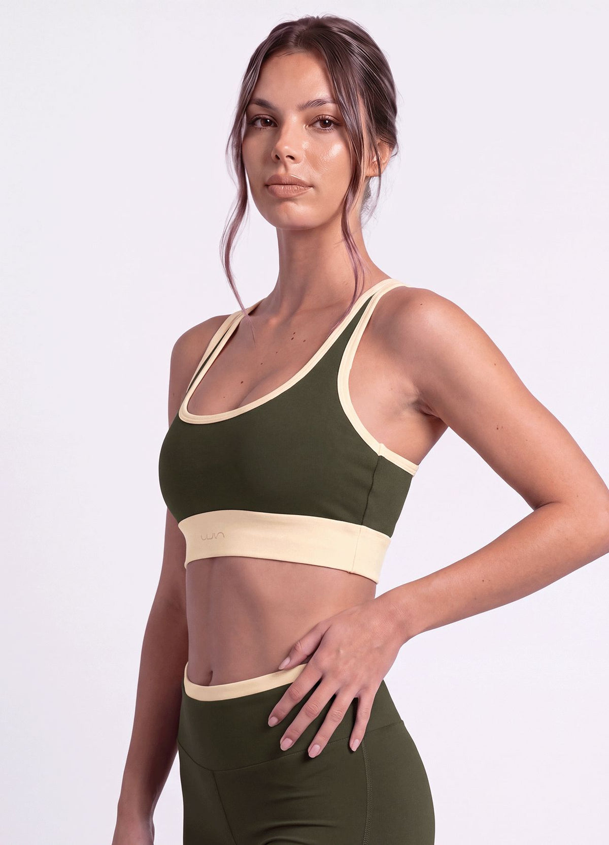 TOP EMANA SENSE - VERDE MILITAR TOPS WIN ROPA DEPORTIVA 
