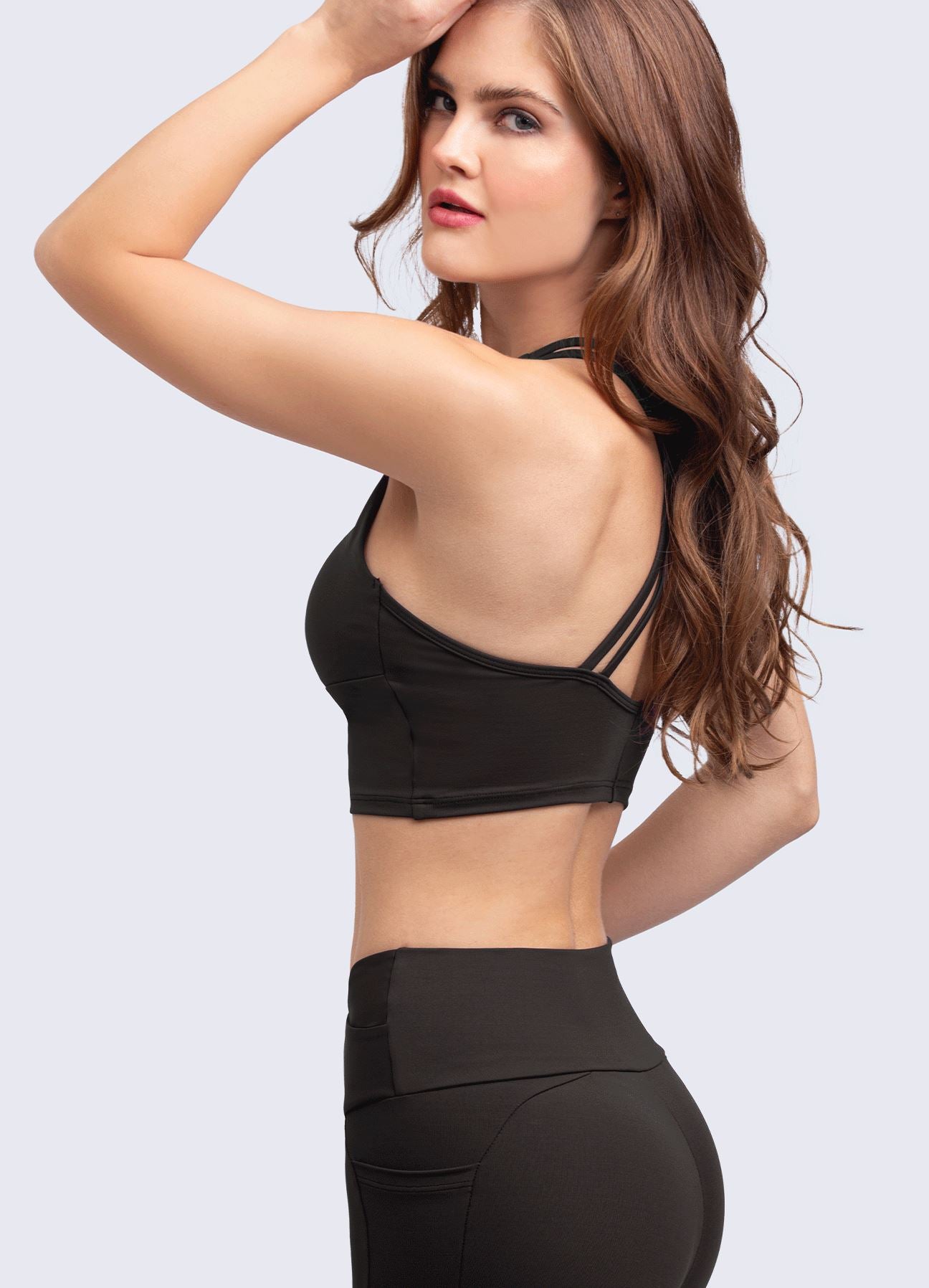 TOP EMANA SPORTY CHIC-NEGRO TOPS WINropadeportiva 