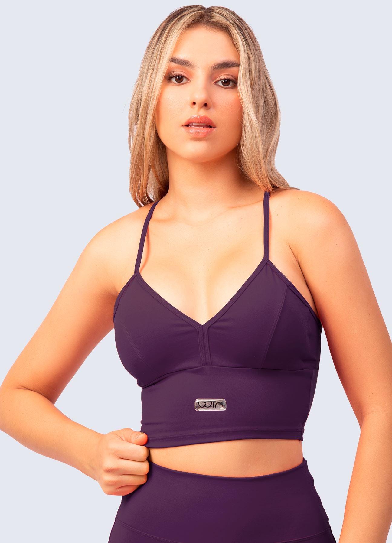 TOP EMANA V NECK-UVA OSCURO TOPS WIN ROPA DEPORTIVA S UVA OSCURO 