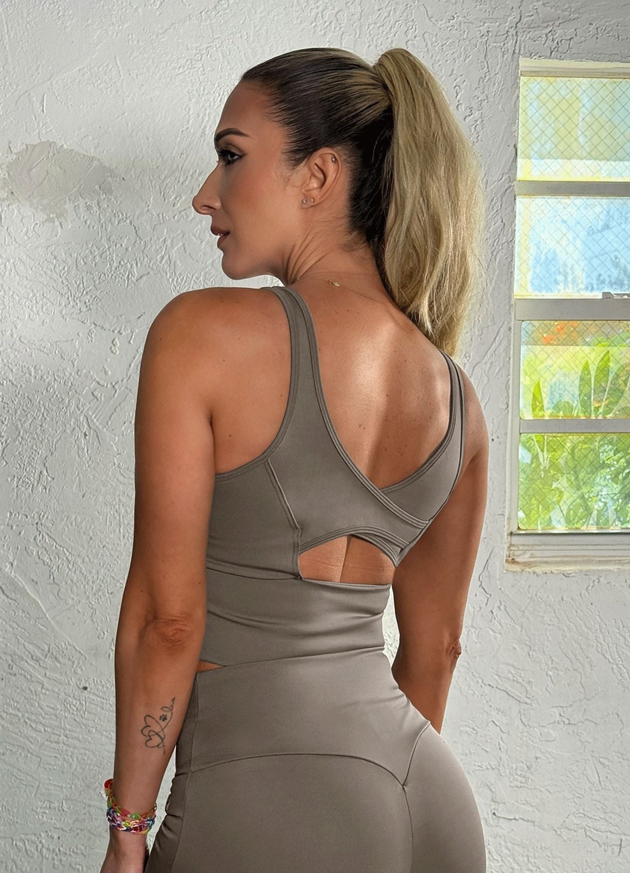 TOP FLEX MOVEMENT - GRIS TOPO WIN ROPA DEPORTIVA 