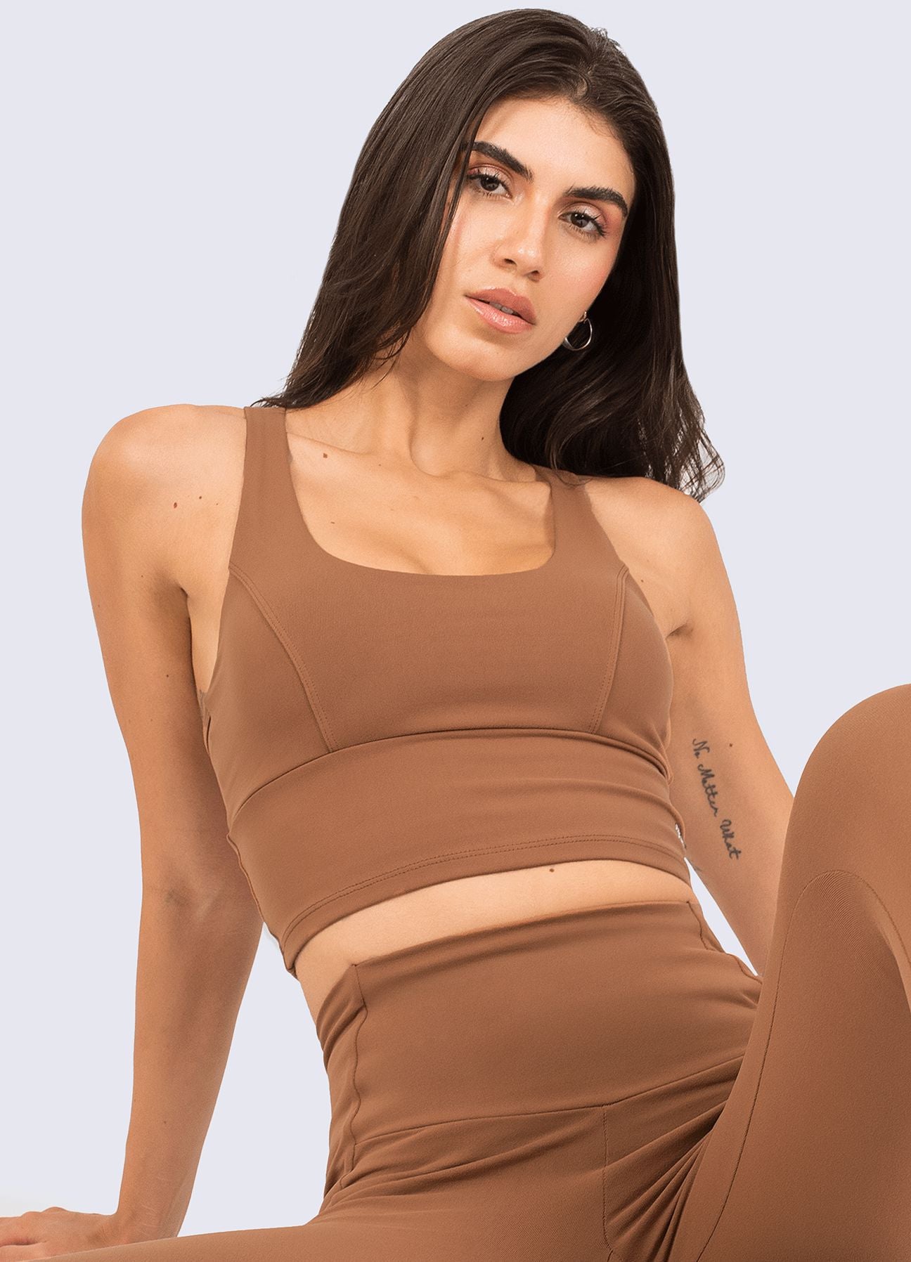 TOP READY GO - MARRON TOPS WIN ROPA DEPORTIVA 