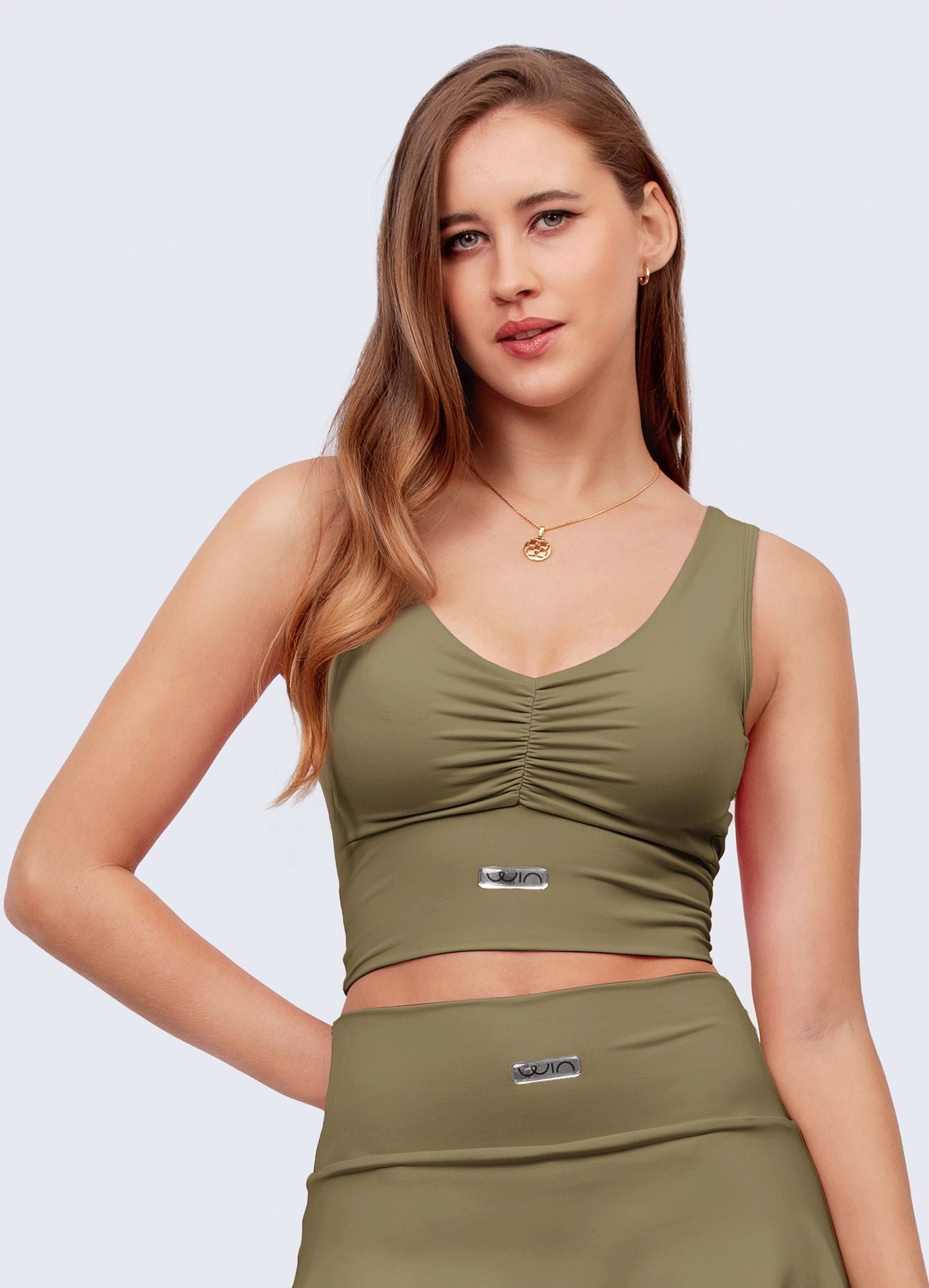 TOP SCRUNCH FRONT-VERDE CEMENTO TOPS WINropadeportiva S/M VERDE CEMENTO 