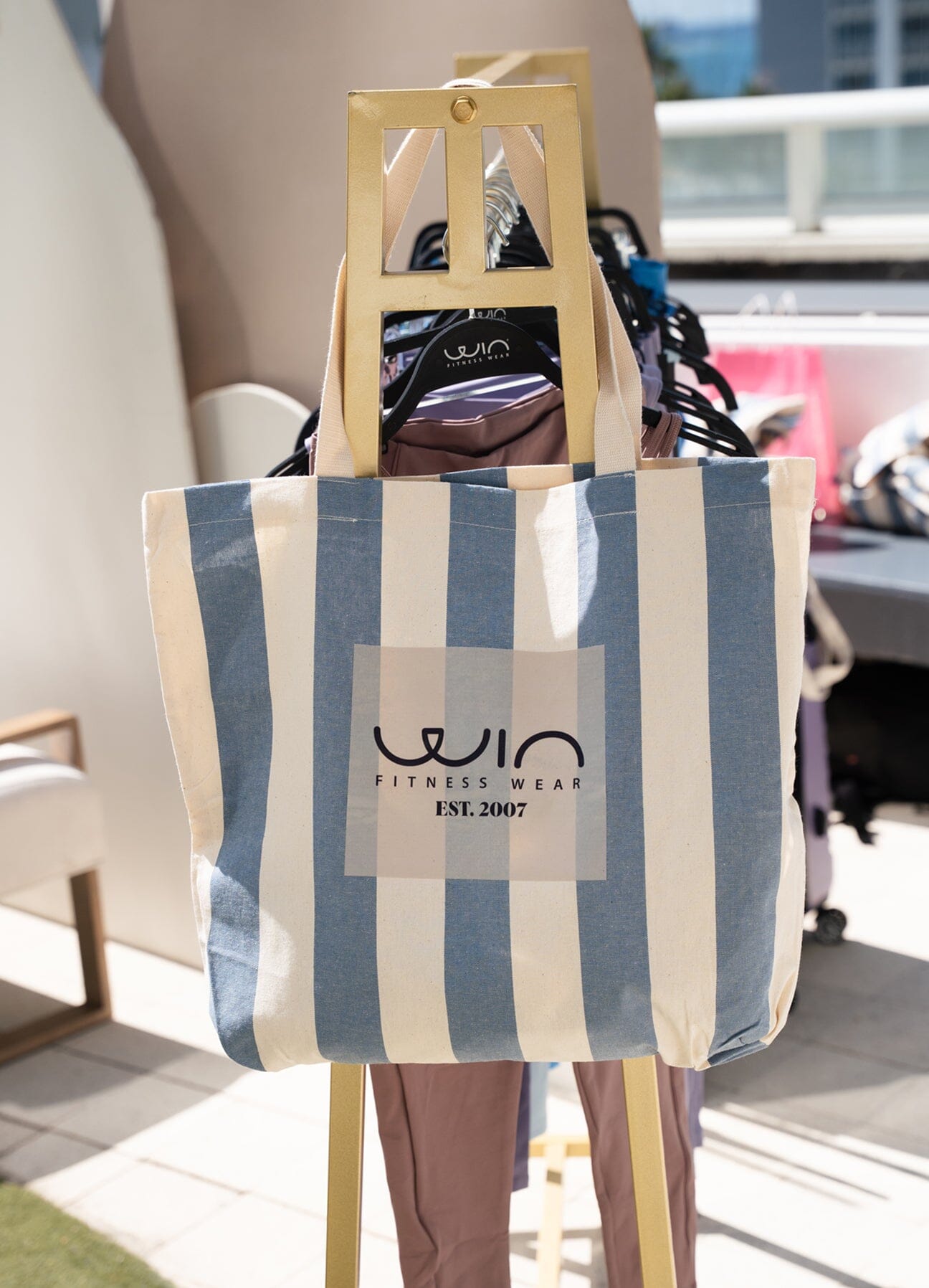 TOTE BAG STUDIO - AZUL ACCESORIOS WIN ROPA DEPORTIVA 